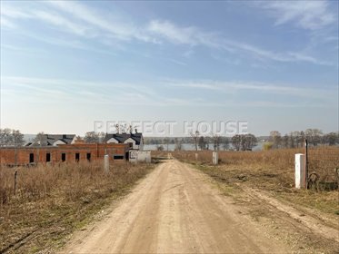 działka na sprzedaż 842m2 działka Skrzynki