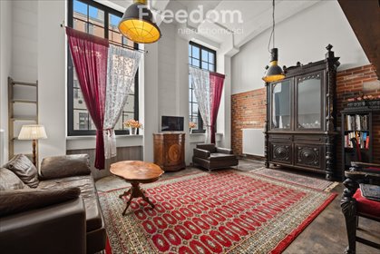 Loft 118 m² z antresolą, industrialny klimat, Żyrardów mieszkanie Żyrardów, Karola Hiellego