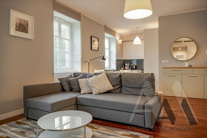 Przestronne 2-pokojowe mieszkanie przy Wawelu (47 m²) z dostępem do SPA mieszkanie Kraków, Sukiennicza