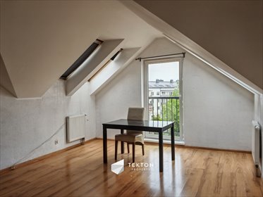 Przestronne 72 m² 3-pokojowe mieszkanie na ostatnim piętrze mieszkanie Kowale, Zeusa
