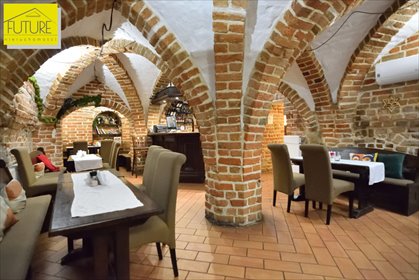 Gotowa restauracja na starówce Elbląga (pełne wyposażenie) lokal użytkowy Elbląg, Garbary