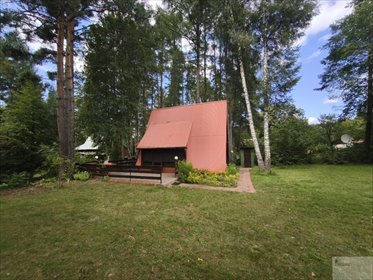 Urokliwy domek letniskowy z dużym tarasem i możliwością rozbudowy dom Ryczówek