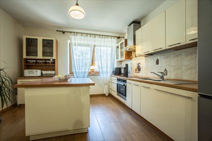 Wyjątkowy dom otulony lasem | Sokolniki-Las dom Sokolniki-Las, ks. Ignacego Skorupki