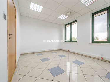 Przestronny lokal biurowy 11 m² z adaptacją. lokal użytkowy Kraków, Jasnogórska