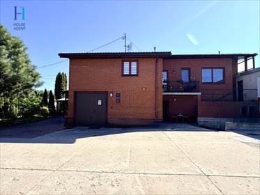 Polecam dużą nieruchomość 162 m² z działką 5140 m² w Dawidach Bankowych dom Dawidy Bankowe, Starzyńskiego