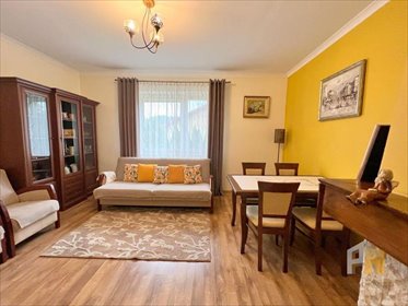Dom z garażem i ogrodem po remoncie w Tuchowie dom Tuchów, Tuchów