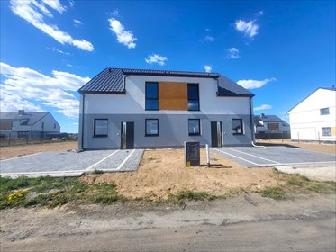 Dom bliźniak 150 m² z dużym ogrodem i kominkiem dom Grzędzice
