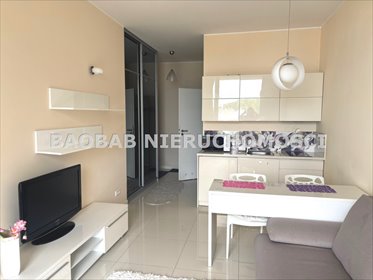 Przytulne 26 m² z balkonem, blisko Parku Szczęśliwickiego mieszkanie Warszawa, Ochota, Grojecka