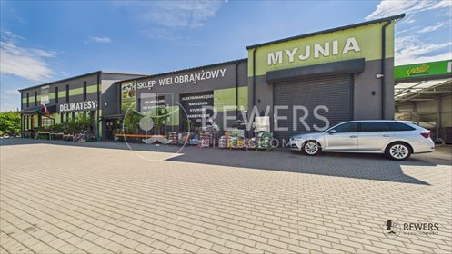 Nowoczesny obiekt komercyjny 930 m² z dużym placem lokal użytkowy Kierzkówka