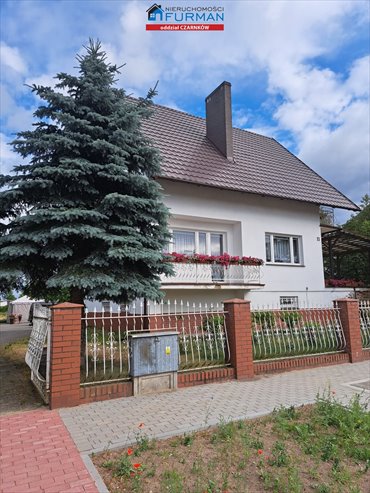 Dom wolnostojący 140 m² z dużą działką i garażem dom Łokacz Mały