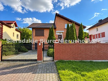 Polecam przestronny dom 242 m² w Charłupii Małej dom Charłupia Mała