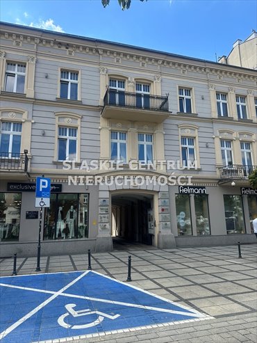 Przestronne 4-pokojowe mieszkanie w zabytkowej kamienicy mieszkanie Częstochowa, Centrum, Aleja Najświętszej Marii Panny