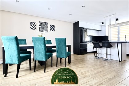 Dom po remoncie z garażem i dużą działką dom Rąbież