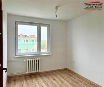 Urocze 45 m² z balkonem, parkingiem i bezpieczeństwem! polecam! mieszkanie Grupa