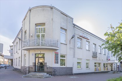 Na sprzedaż przestronny lokal biurowo-usługowy 1928 m² w Opocznie lokal użytkowy Opoczno, Plac Kościuszki 16