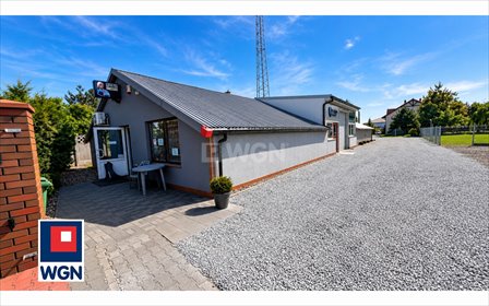 Dom z funkcjonalną częścią komercyjną 209 m² w Kaliszu polecam! dom Kalisz, Tylna