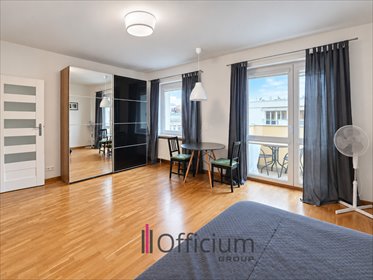 Cicha kawalerka z balkonem (30 m²) w centrum Warszawy mieszkanie Warszawa, Śródmieście, Żurawia