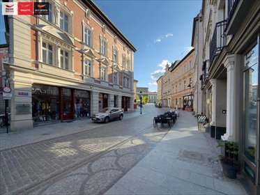Kamienica z potencjałem, 37m² do własnej aranżacji mieszkanie Bydgoszcz, Centrum, Długa