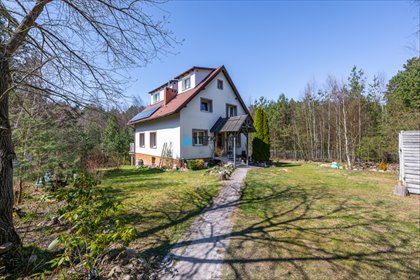 Urokliwy dom 159 m2 w otoczeniu lasów i jezior dom Czarne