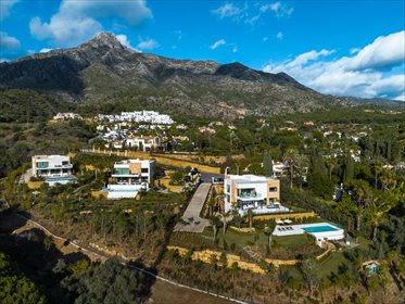 Luksusowa willa 802 m² z barem i pokojem rozrywkowym. dom Marbella Golden Mile Marbella Hill Club, Marbella Hill Club