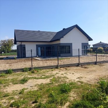 Przestronny dom 189 m² z dużym tarasem i garażem. dom Janów, Janów