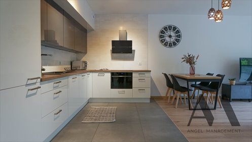 Luksusowy apartament z widokiem na Oławę, klimatyzacja mieszkanie Wrocław, Walońska