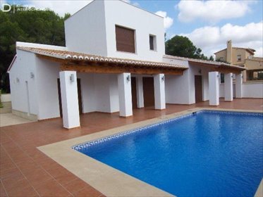 Dom 729 m² w Moraira - atrakcyjna oferta na sprzedaż dom Moraira