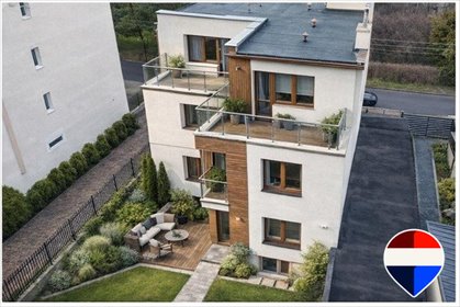 Dom z 3 niezależnymi mieszkaniami, las, garaż dom Gdynia, Sieradzka