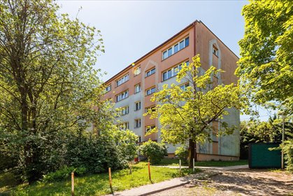 Na sprzedaż przestronne 3-pokojowe mieszkanie z dużą piwnicą mieszkanie Cieszyn, Żwirki i Wigury