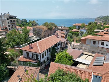 Komercyjny budynek w Kaleiçi, 350 m od plaży lokal użytkowy Antalya, Selçuk, Muratpaşa, Antalya