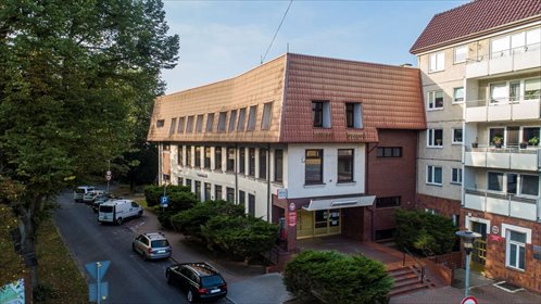 Atrakcyjny lokal biurowy 1 689 m2 w Gryfinie. lokal użytkowy Gryfino, Parkowa 3