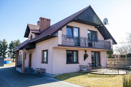 Przestronny dom 224 m2 z tarasami i garażem. dom Piotrowice