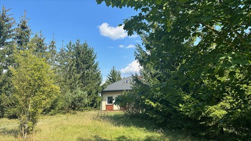 Przestronny dom z dwoma budynkami i ogrodem w Kruszynie K. dom Kruszyn Krajeński