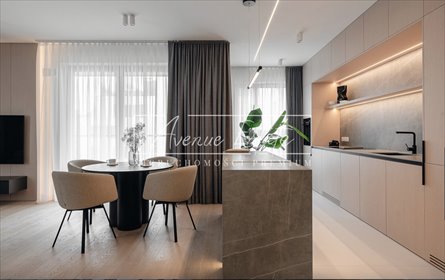 Przestronny 4-pokojowy apartament w centrum Warszawy (Wola) mieszkanie Warszawa, Wola, Ludwiki