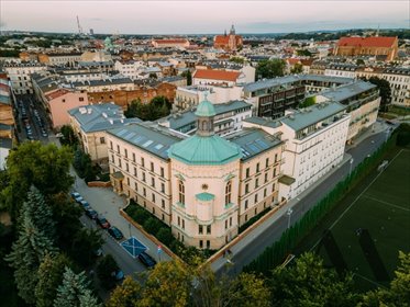 Przestronne 3-pokojowe mieszkanie przy Wawelu z SPA i patio mieszkanie Kraków, Sukiennicza