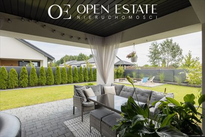 Nowoczesny dom 2023 z garażem, tarasem i pełnym wyposażeniem dom Karolino, Kwiatu Jabłoni