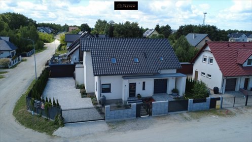 Nowoczesny dom 146 m² z ogrodem i garażem w Skokach dom Skoki