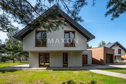 Polecam nowoczesny dom 231 m² z garażem i wysokim salonem dom Trzciany