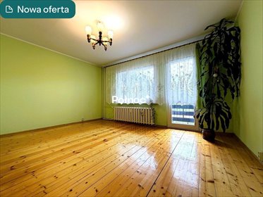 Sprzedam przestronne 4-pokojowe mieszkanie 72,5 m² w Bolesławcu mieszkanie Bolesławiec, K. I. Gałczyńskiego