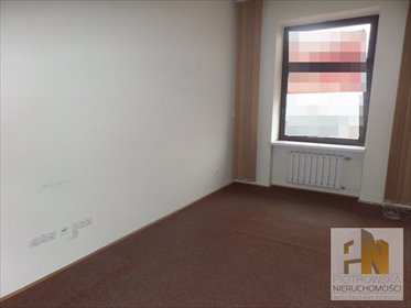 Lokal usługowy 17 m² z dostępem do zaplecza i parkingu lokal użytkowy Tarnów, ul. Juliusza Słowackiego