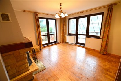 Przestronny dom 220 m² z ogrodem, parkingiem - polecam dom Meszna, Szkolna