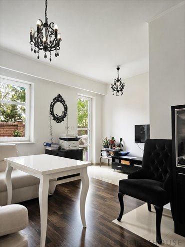 Sprzedam przestronne 82 m² mieszkanie z ogródkiem i garażem mieszkanie Warszawa, Praga-Południe, Międzyborska