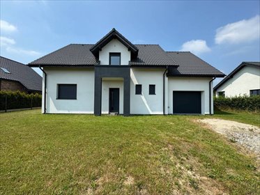 Przestronny dom deweloperski z dużym ogrodem i garażem dom Czerwionka-Leszczyny, Polna