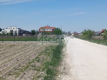 Kształtna działka 1154 m² w Zgorzałej (media, szybki dojazd) działka Zgorzała