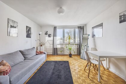 Kawalerka z widokiem na Warszawę, 26 m2, Piwnica mieszkanie Warszawa, Śródmieście Powiśle, Okrąg