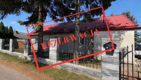 Do sprzedania dom 80 m² z ogrodem i garażami w Biskupicach Radłowskich dom Biskupice Radłowskie
