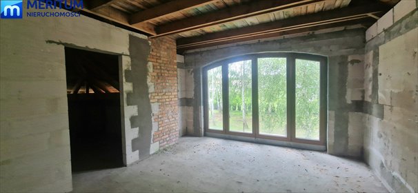 Dom w stanie surowym zamkniętym z dużą działką i prywatnością dom Strzeniówka