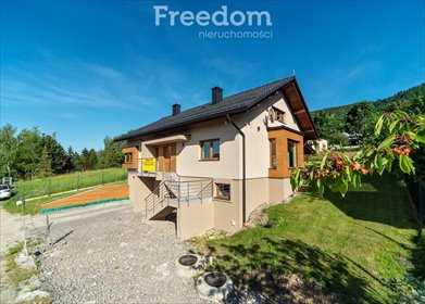 Nowoczesny dom w Kozy z 3 kondygnacjami. dom Kozy, Górska