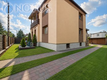 Polecam przestronny dom 180 m² z garażami i dużą działką dom Chorzów, Batory