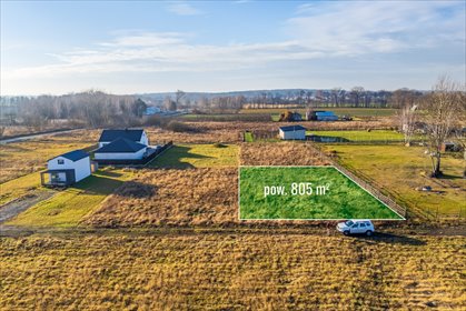 Działka 805 m² pod dom i usługi w Falęcinie, blisko rzeki działka Falęcin